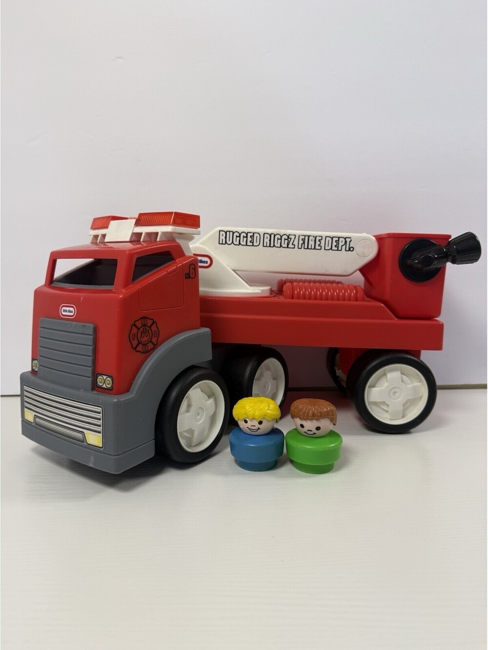 Little Tikes Rugged Riggz Fire Ladder Truck Semi 2005 (6667) HTF